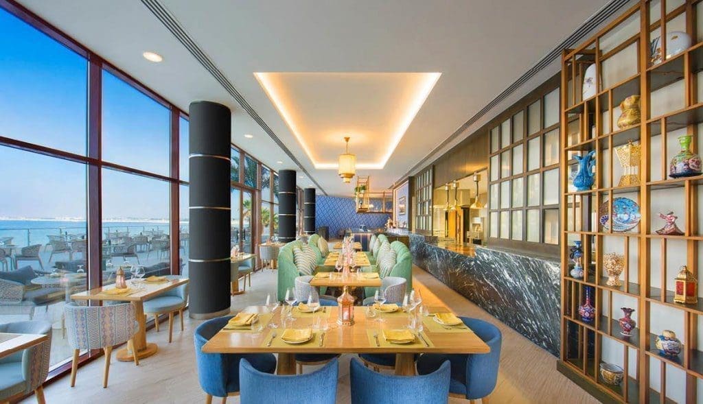 Meze Interior