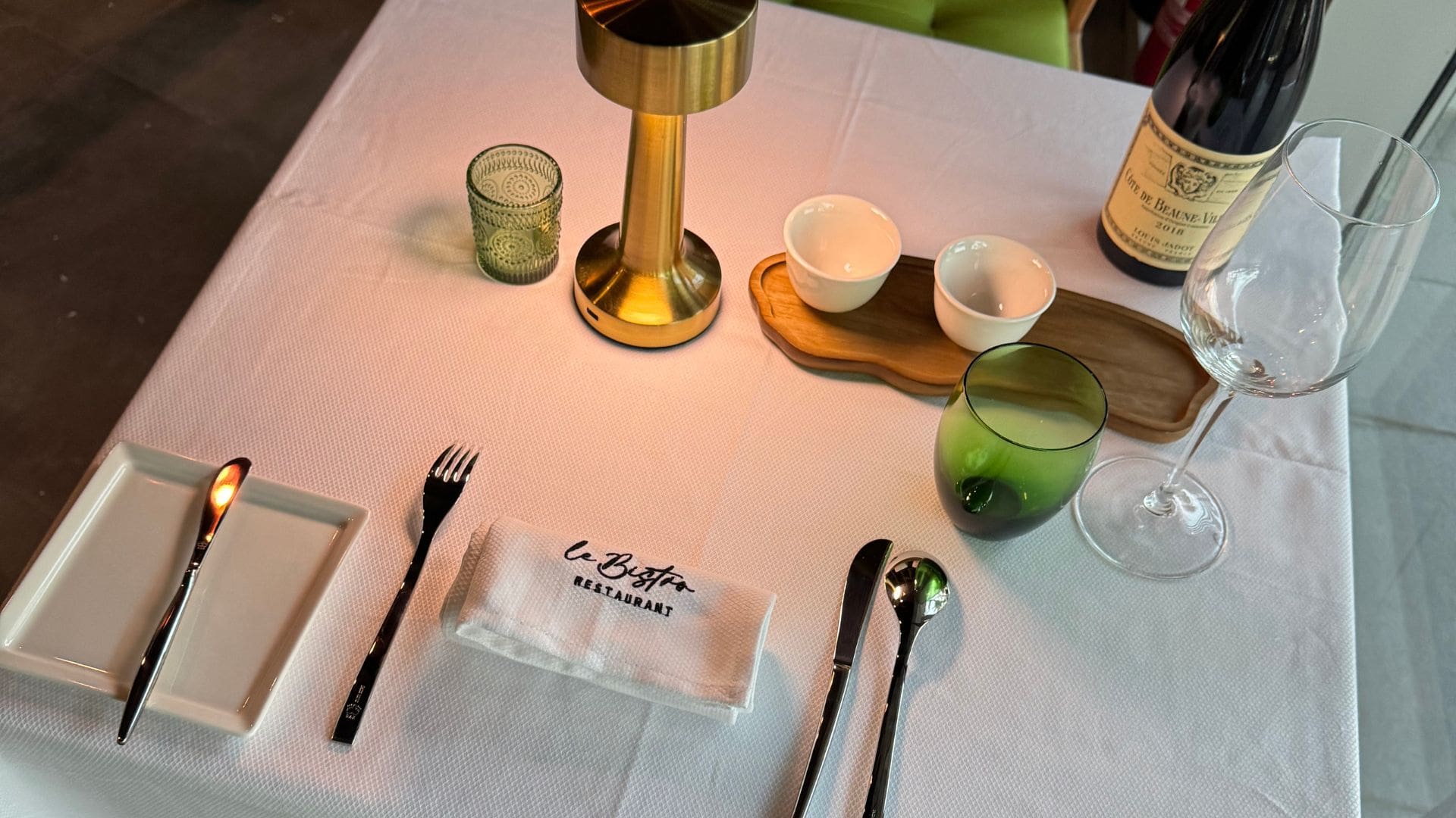 Le Bistro